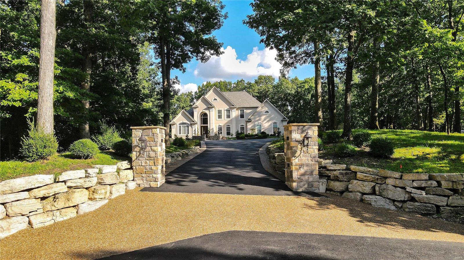 Dresser Hill - Residential