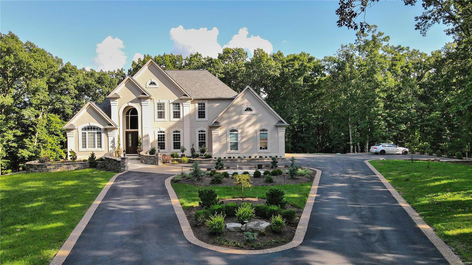 Dresser Hill - Residential