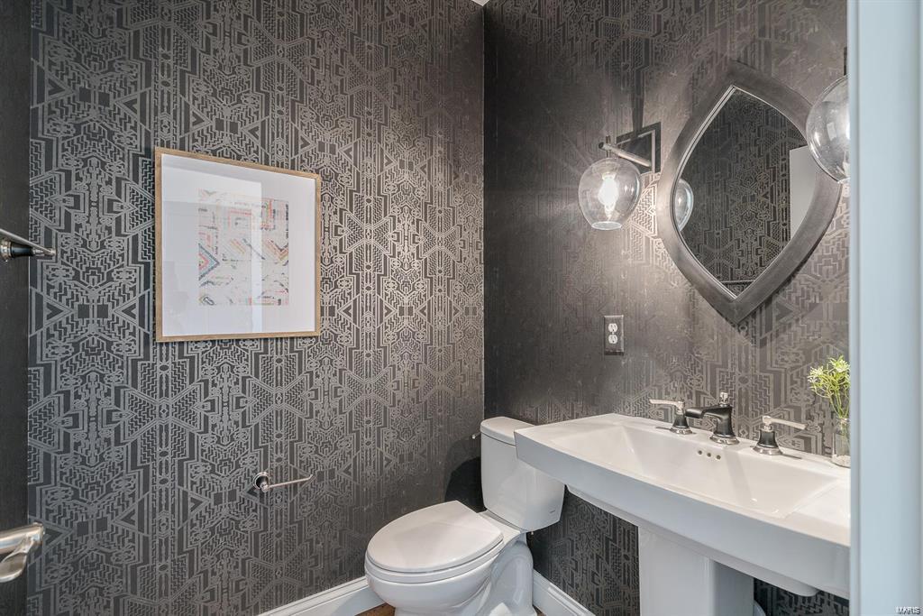 Meadowbrook Country Club Estates - Residential