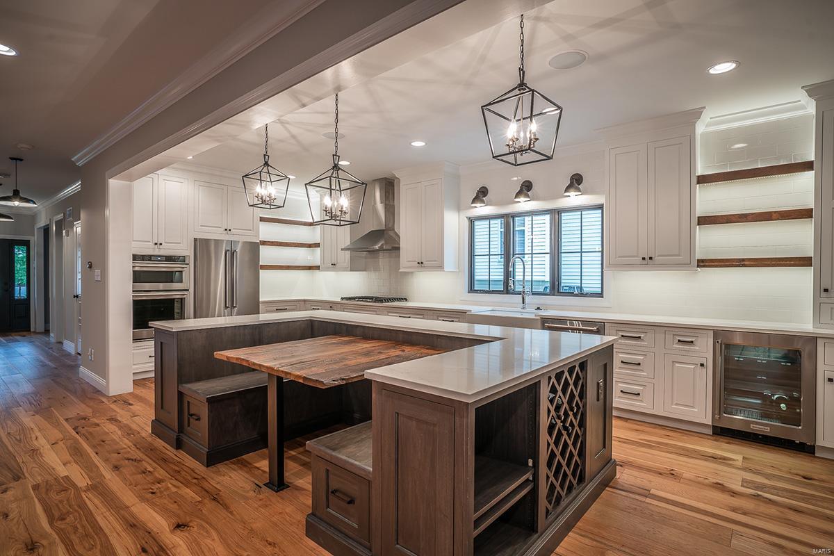 Meadowbrook Country Club Estates - Residential