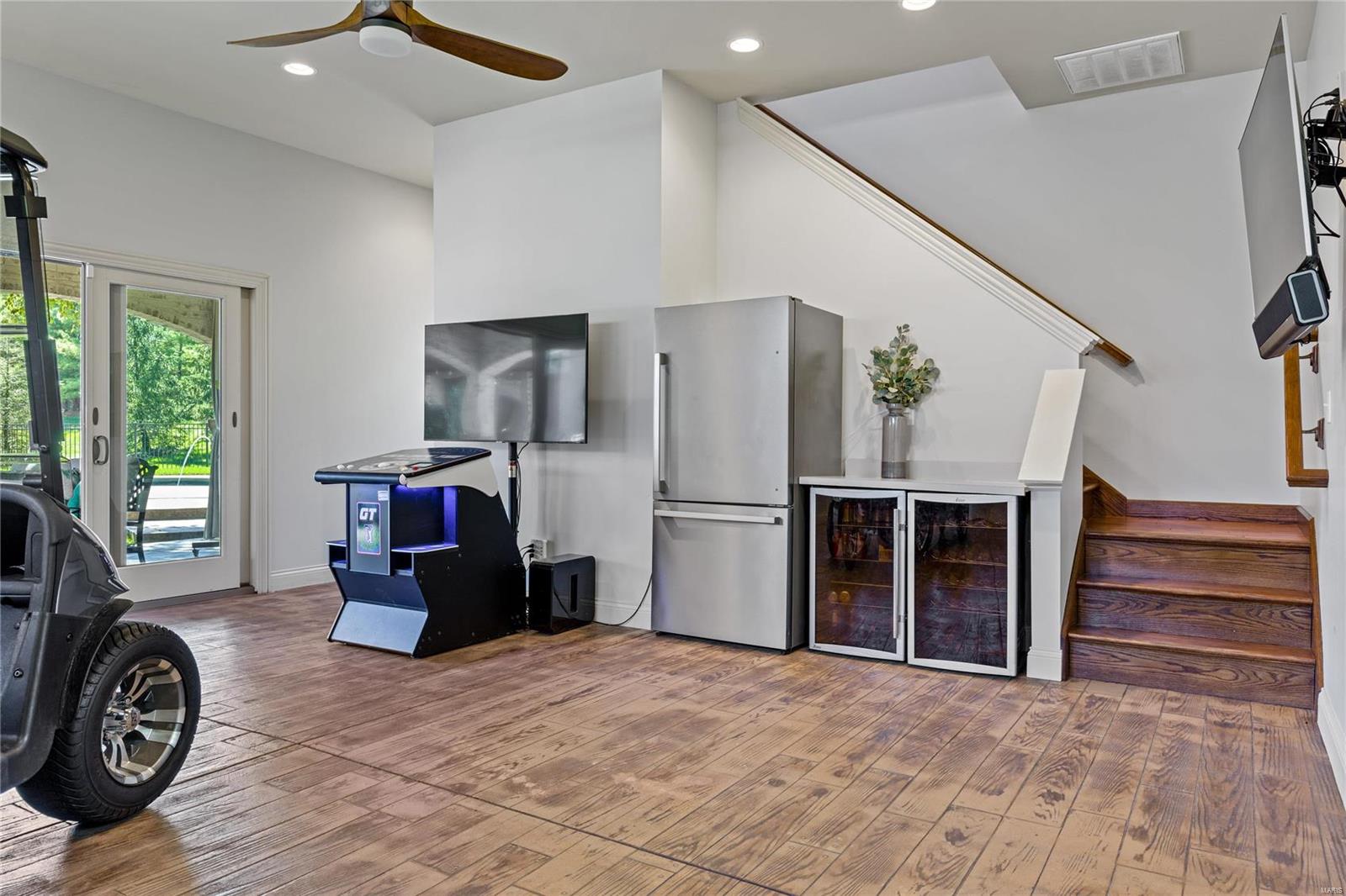 Wind Castle #1 - Residential