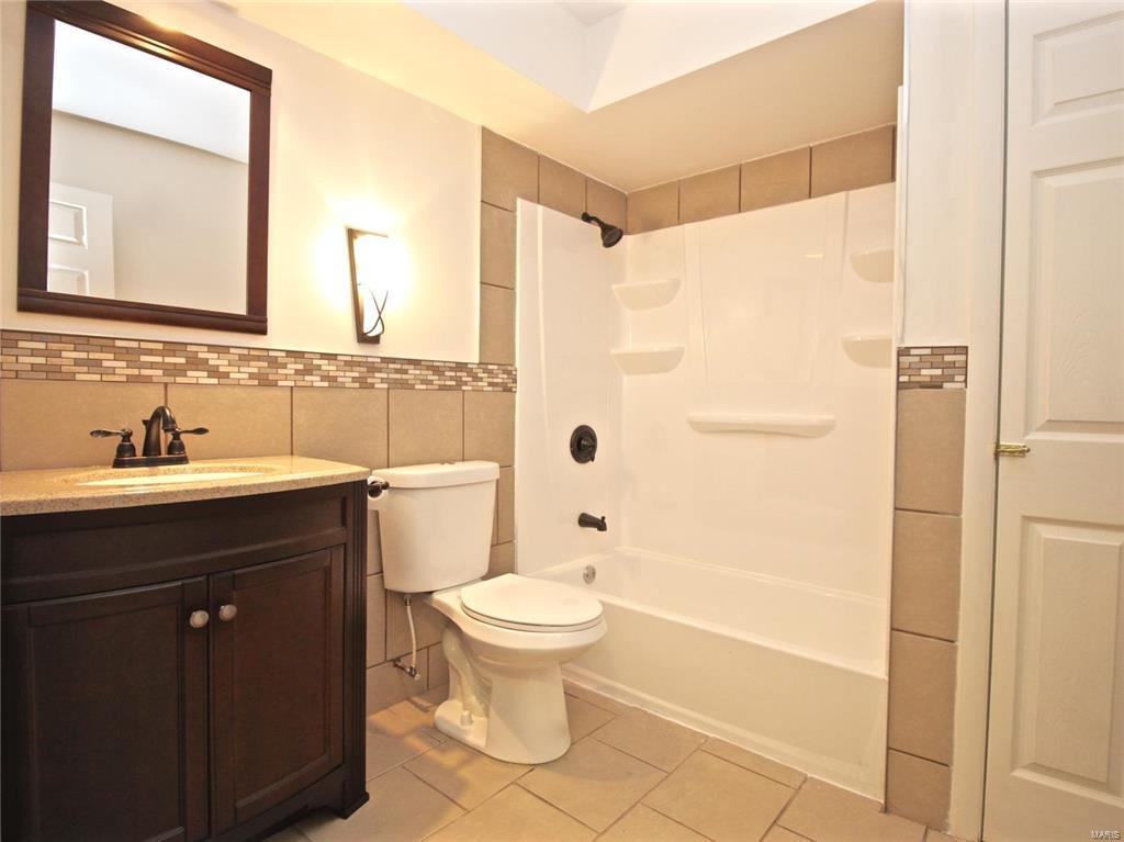 Charbonier Court 1 - Residential