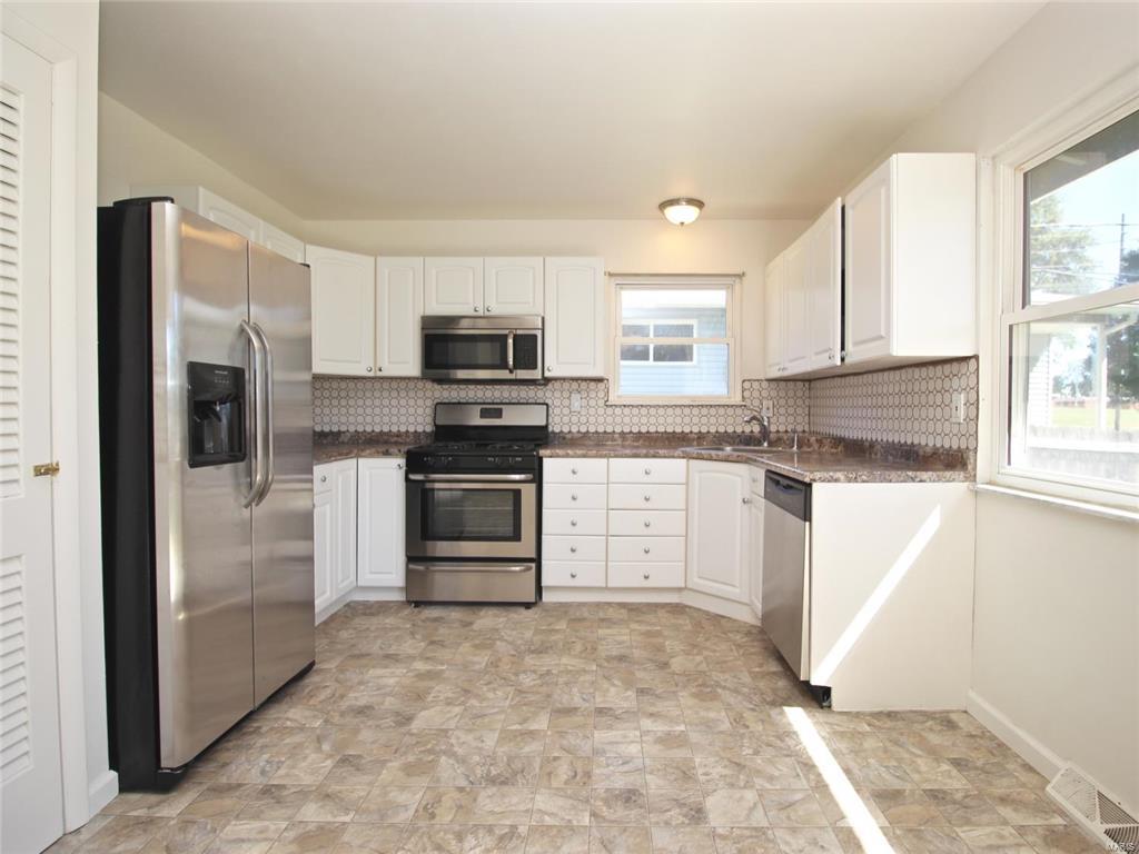 Charbonier Court 1 - Residential