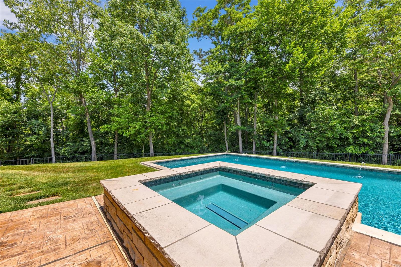 Arbors At Wildhorse Creek The - Residential