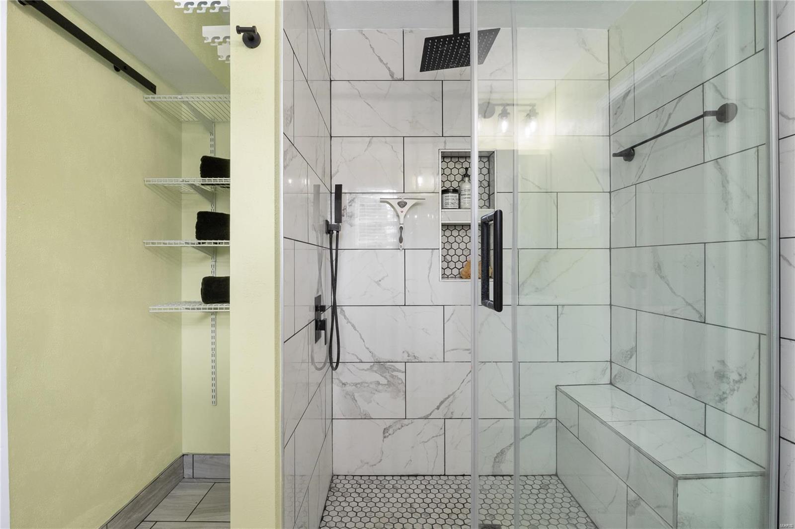 Troy, Illinois 62294, United States, 4 Bedrooms Bedrooms, ,3 BathroomsBathrooms,Residential,Pending,34005