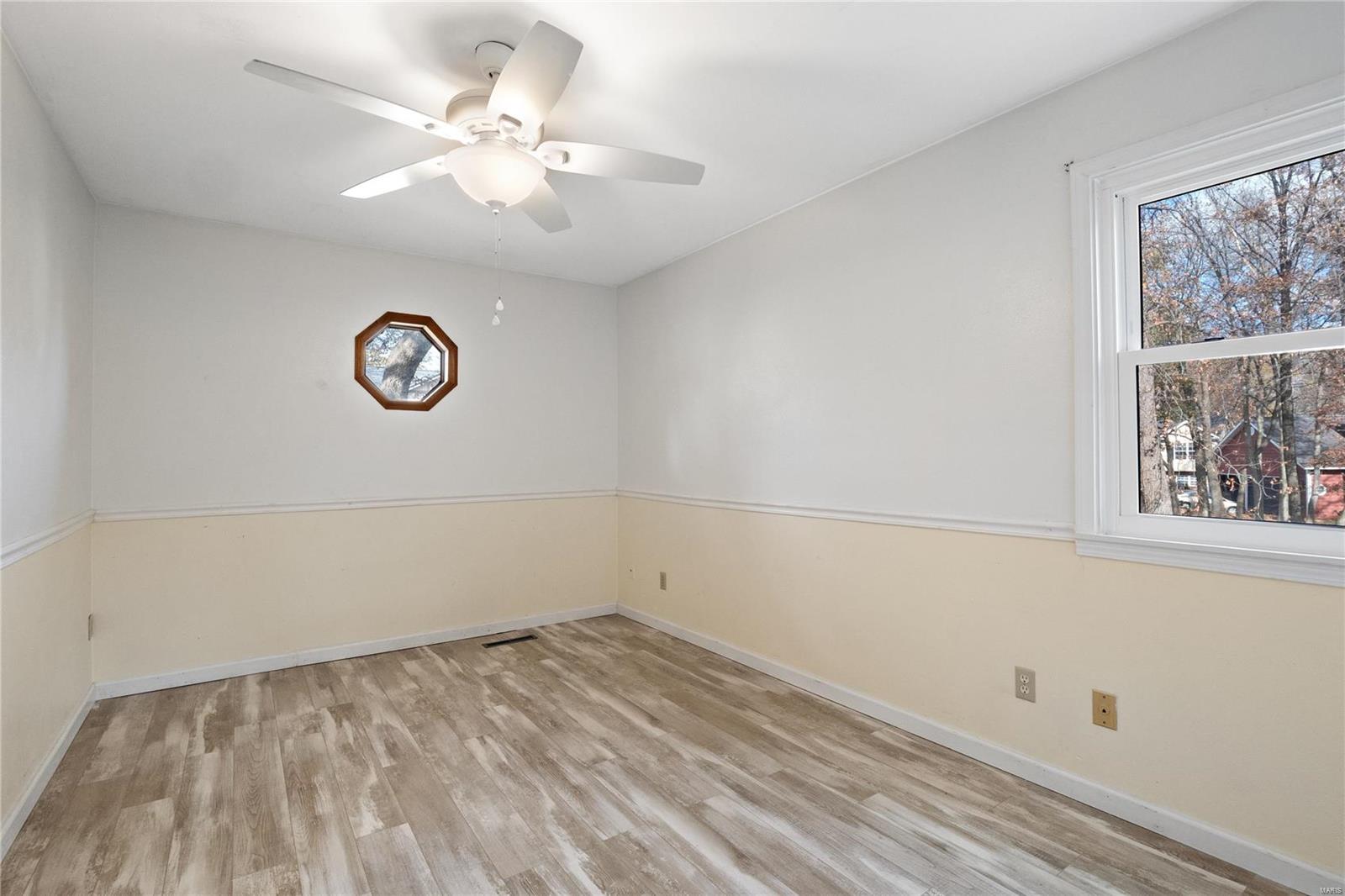 Troy, Illinois 62294, United States, 4 Bedrooms Bedrooms, ,3 BathroomsBathrooms,Residential,Pending,34005