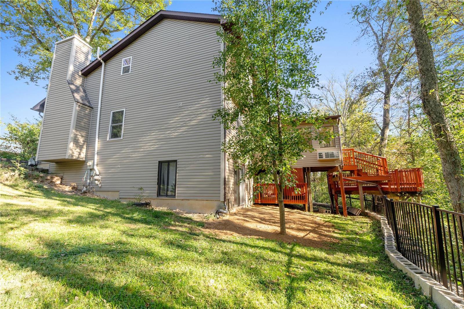 Troy, Illinois 62294, United States, 4 Bedrooms Bedrooms, ,3 BathroomsBathrooms,Residential,Pending,34005