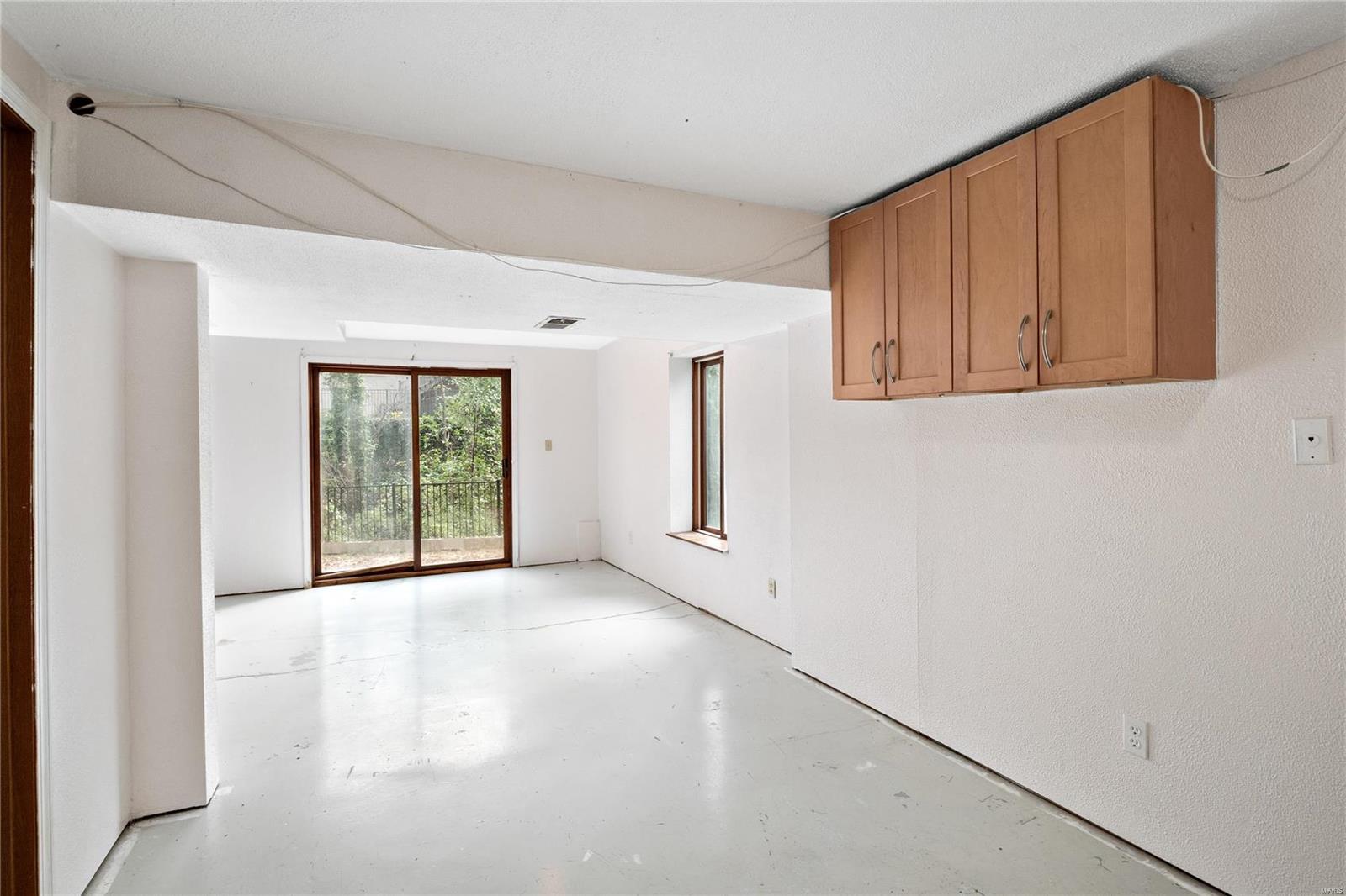 Troy, Illinois 62294, United States, 4 Bedrooms Bedrooms, ,3 BathroomsBathrooms,Residential,Pending,34005