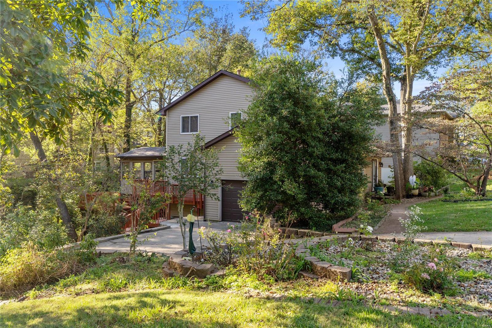 Troy, Illinois 62294, United States, 4 Bedrooms Bedrooms, ,3 BathroomsBathrooms,Residential,Pending,34005