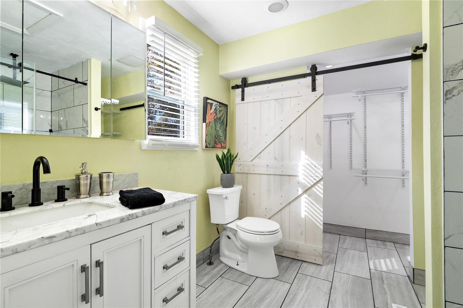 Troy, Illinois 62294, United States, 4 Bedrooms Bedrooms, ,3 BathroomsBathrooms,Residential,Pending,34005