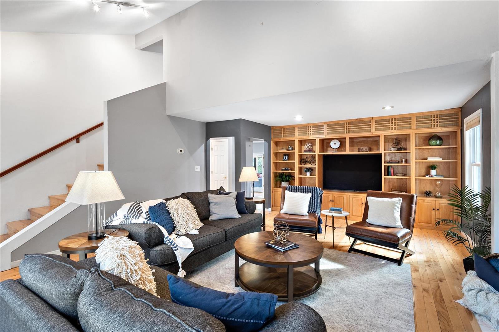 Troy, Illinois 62294, United States, 4 Bedrooms Bedrooms, ,3 BathroomsBathrooms,Residential,Pending,34005