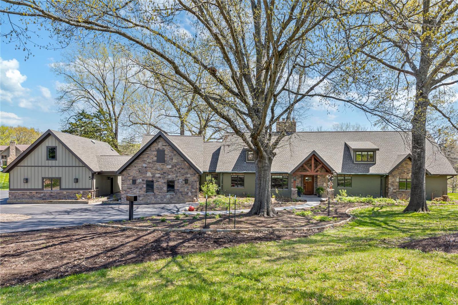 5 Glaizeview Road