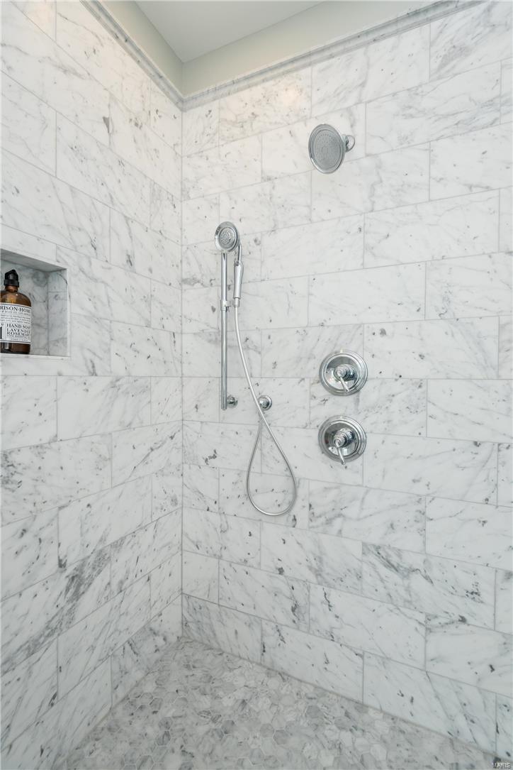 Frontenac Forest - Residential