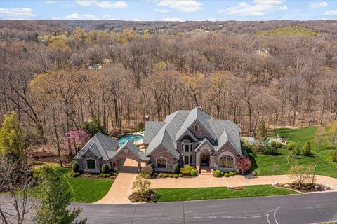 Photo of 103 Grand Meridien Forest Drive, Wildwood, MO 63005 (MLS # 25015282)