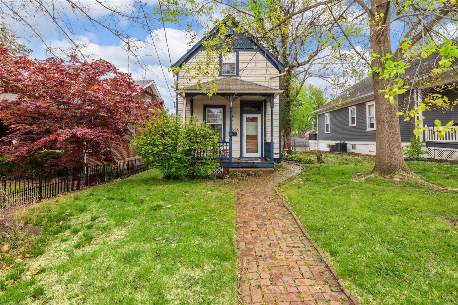 Estern Side/7th Street - Residential