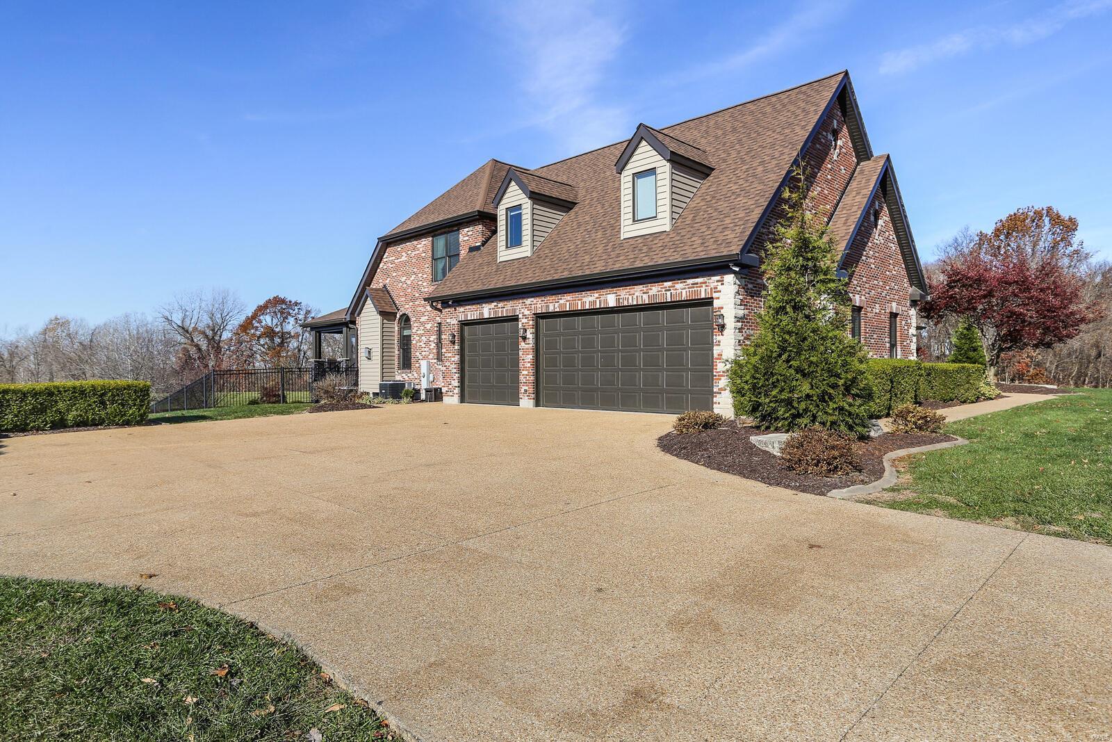 Lewis And Clark Trails - Residential