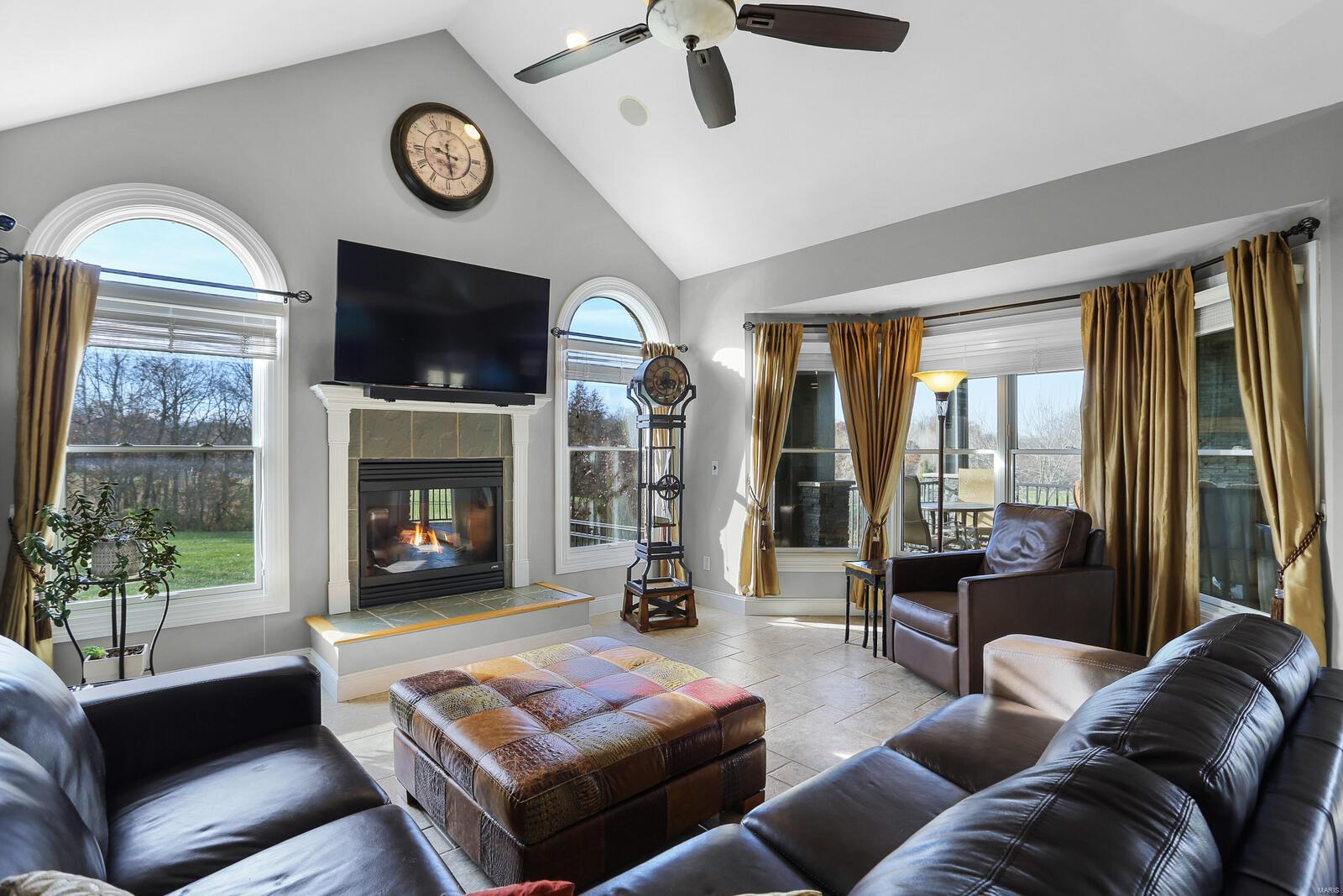 Lewis And Clark Trails - Residential