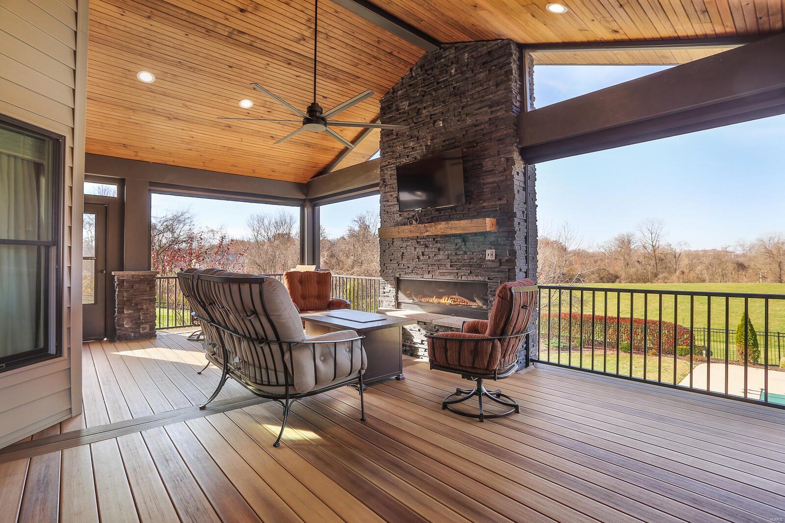 Lewis And Clark Trails - Residential