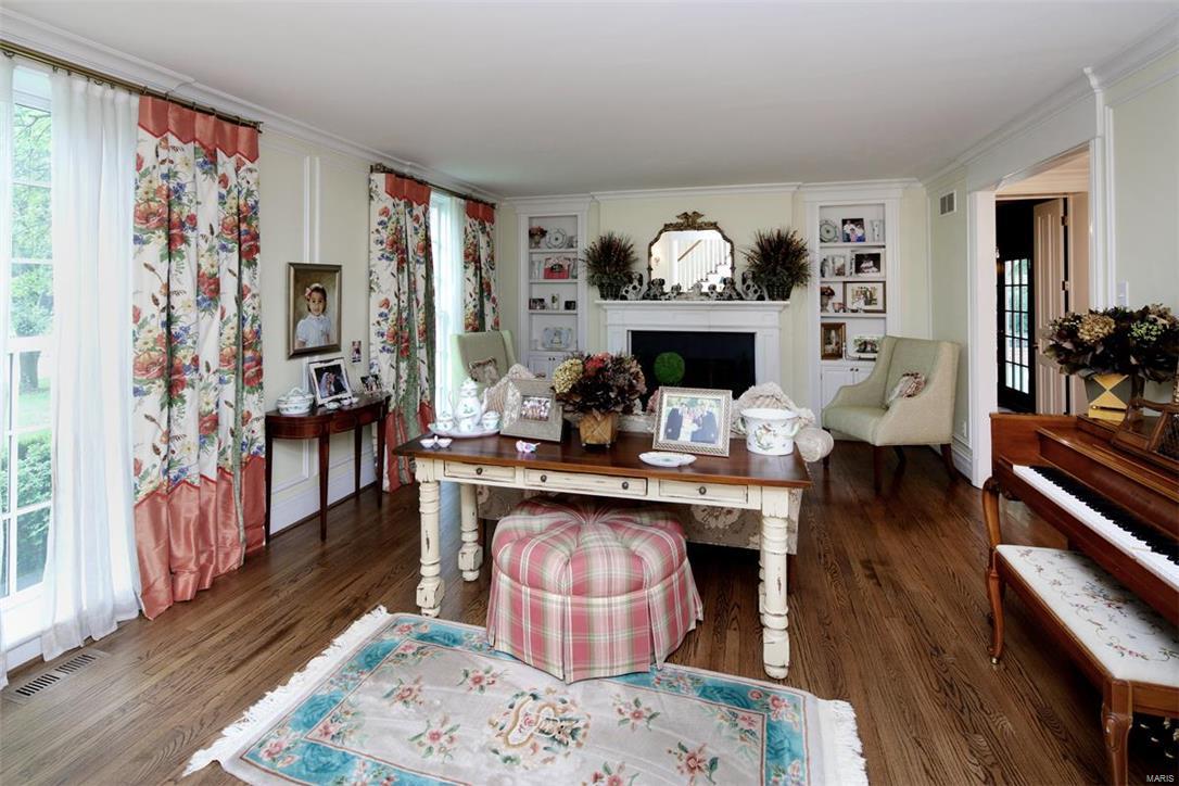 La Hacienda - Residential