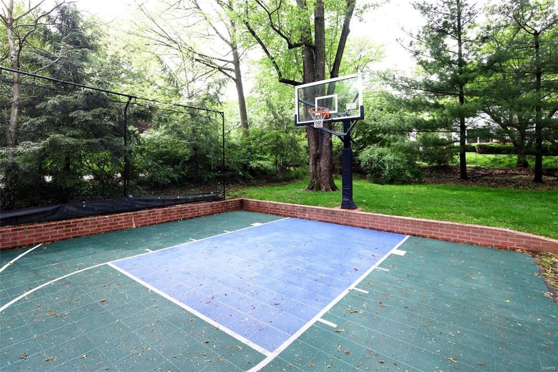 La Hacienda - Residential