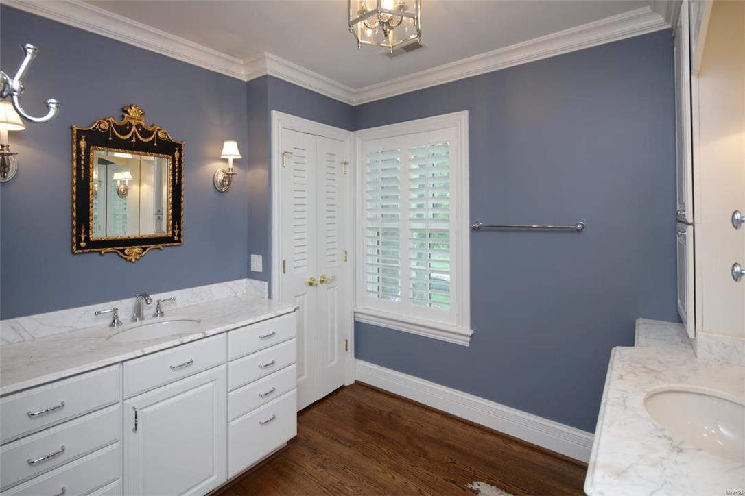 La Hacienda - Residential