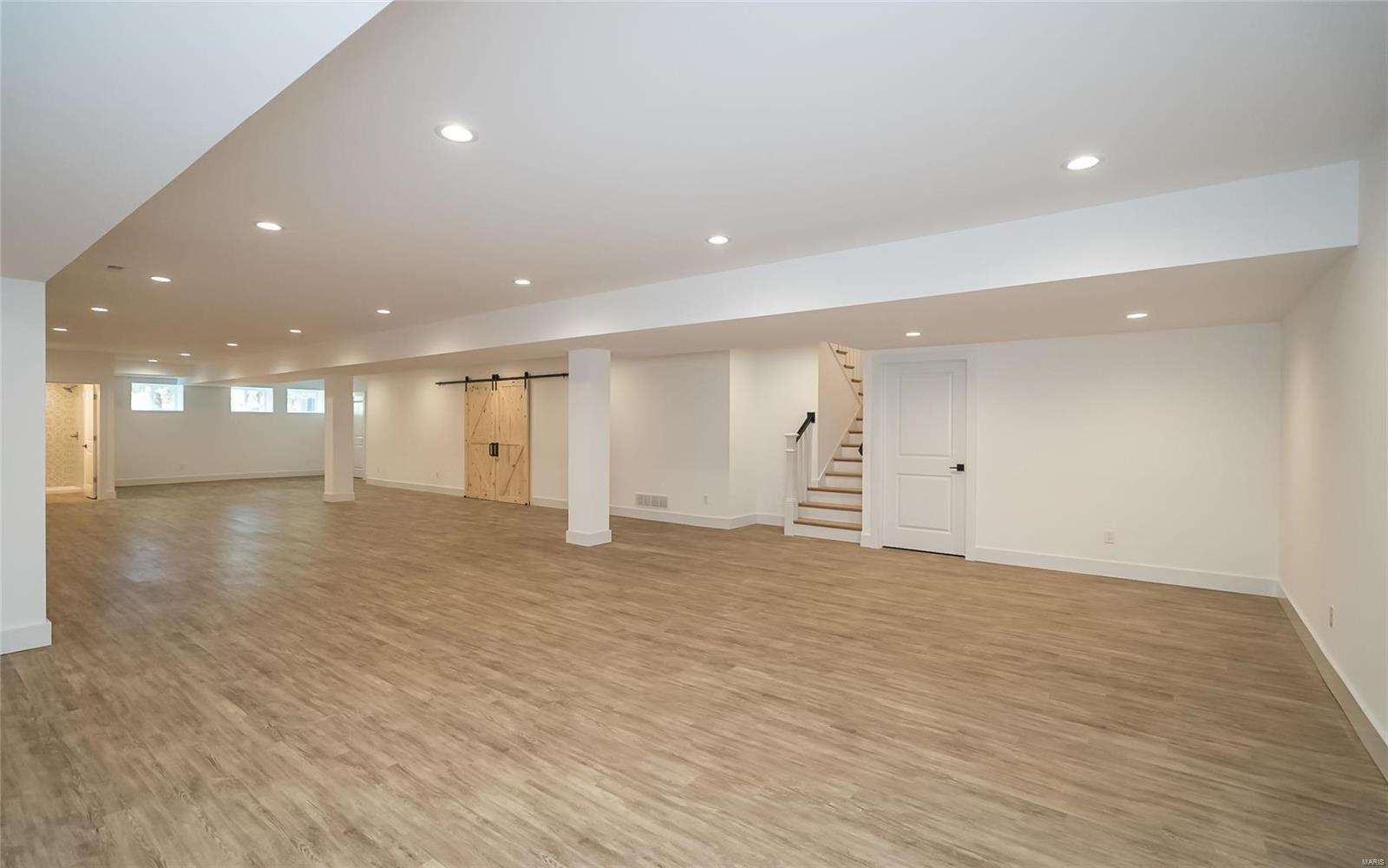 Meadowbrook Country Club Estates - Residential