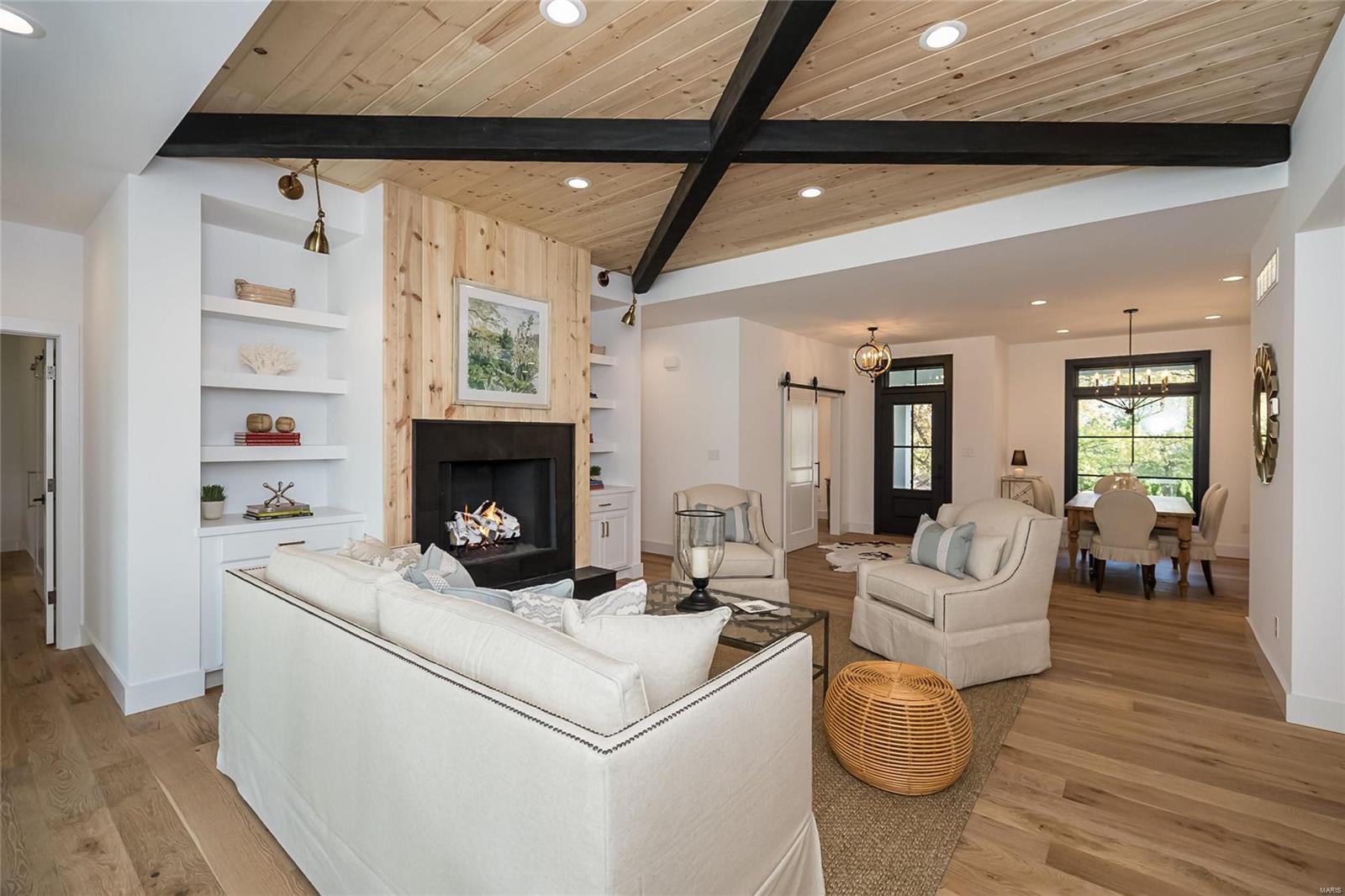 Meadowbrook Country Club Estates - Residential