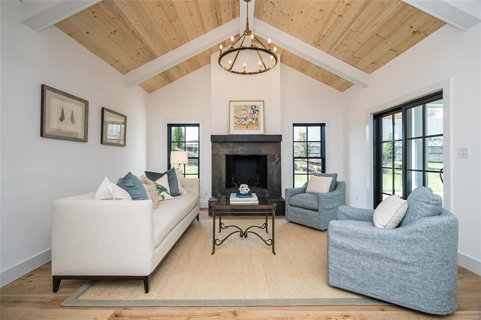 Meadowbrook Country Club Estates - Residential