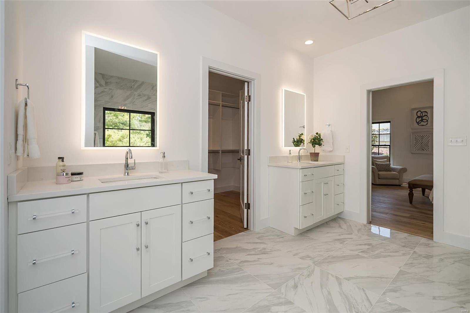 Meadowbrook Country Club Estates - Residential