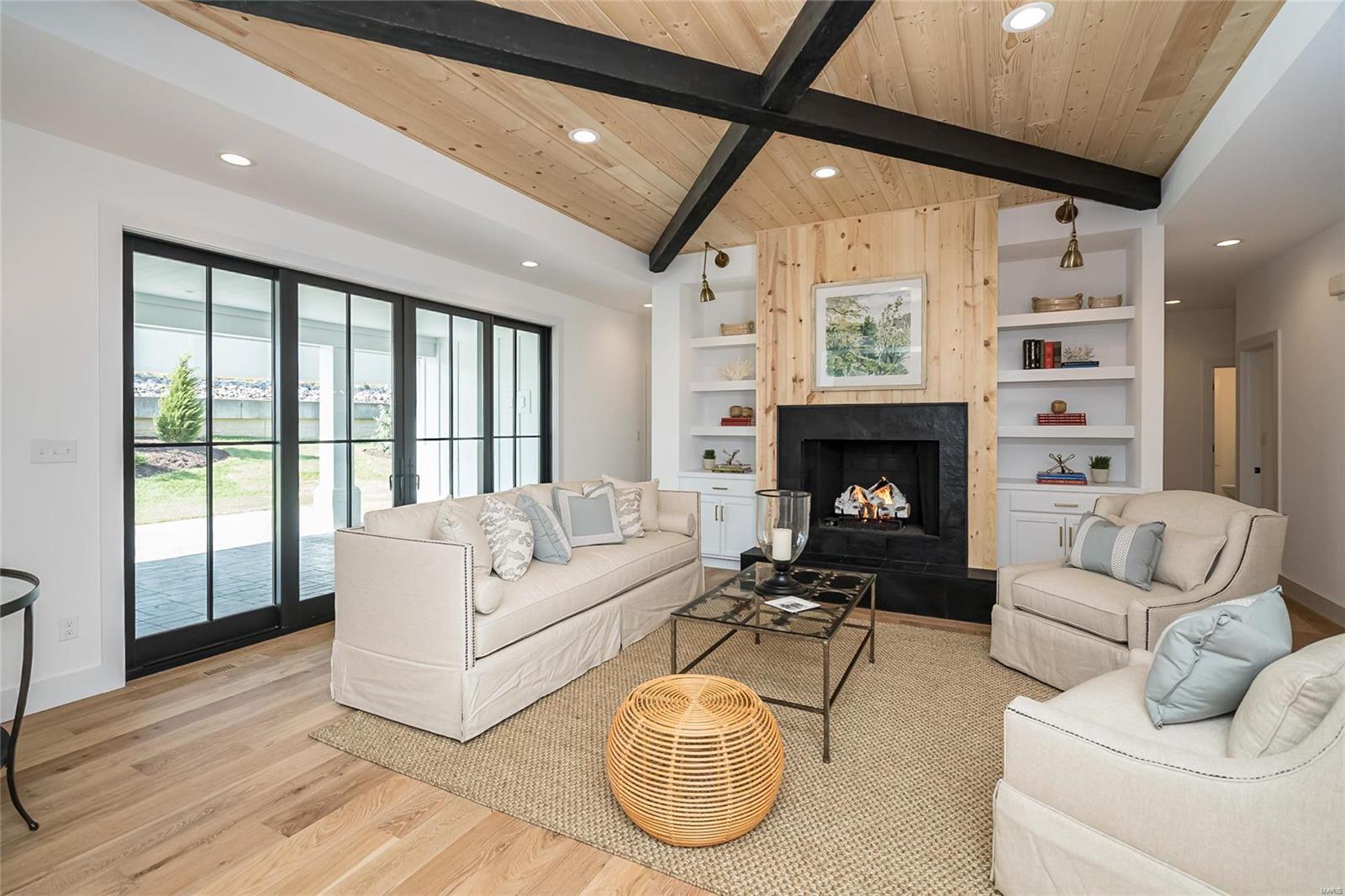 Meadowbrook Country Club Estates - Residential