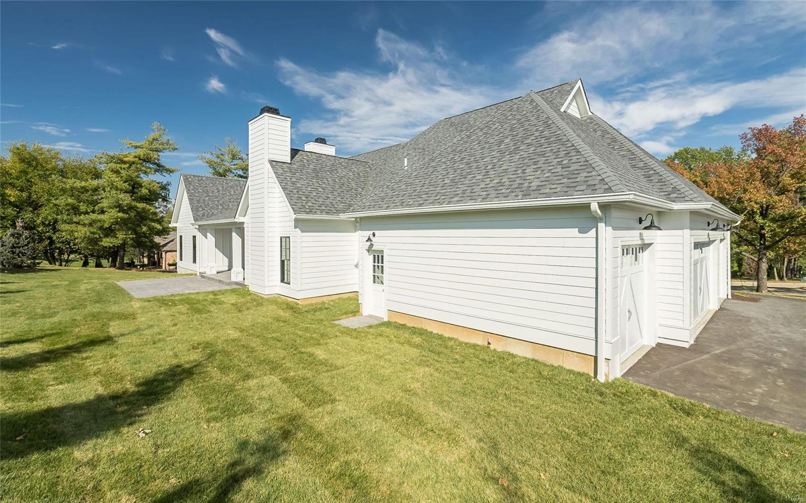 Meadowbrook Country Club Estates - Residential