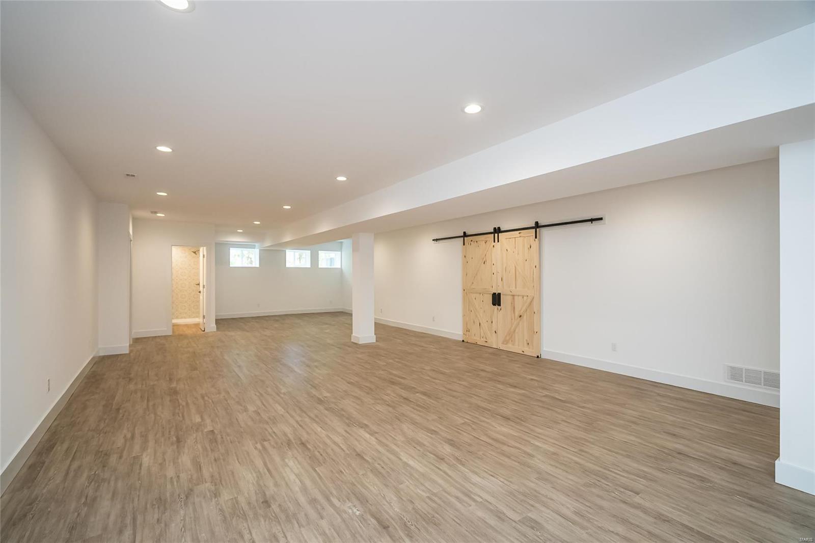 Meadowbrook Country Club Estates - Residential