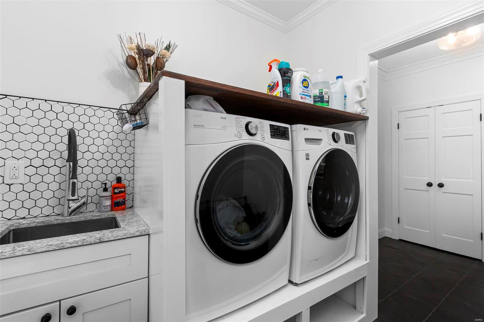 Huntington Farm 4 - Residential