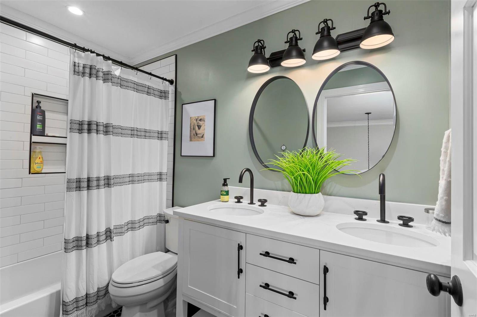 Huntington Farm 4 - Residential