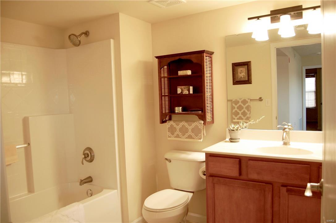 Montecito Village C Bldg 8c - Residential Lease