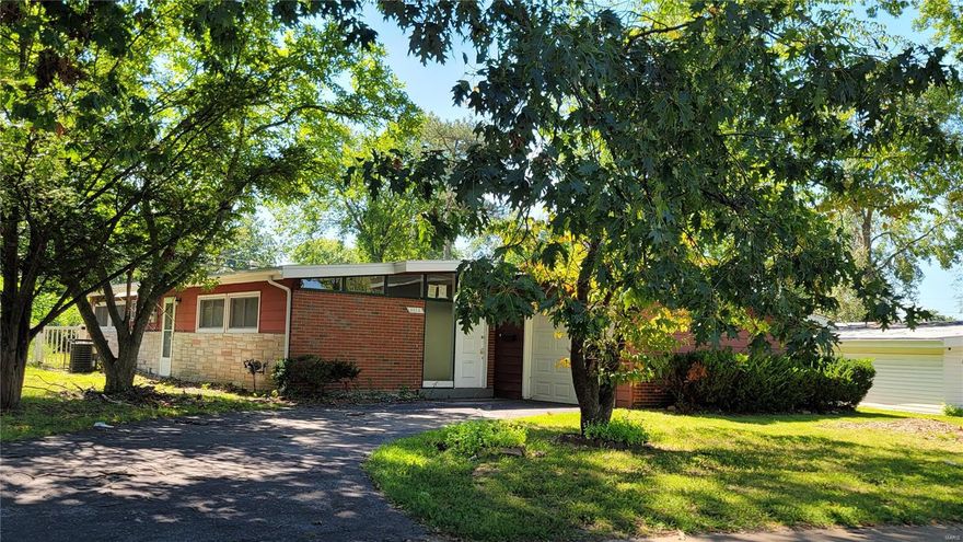 Spacious ranch style home with one car garage! Special features include: main floor laundry, vaulted ceilings, some vinyl replacement windows, laminate flooring, partially fenced yard, and covered patio off the back. Contemporary style home with so much character. Easy to show, set your appointment today!