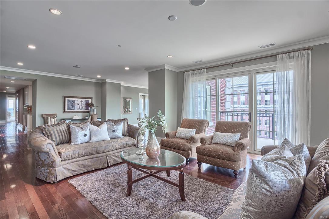 The Plaza in Clayton - Residential