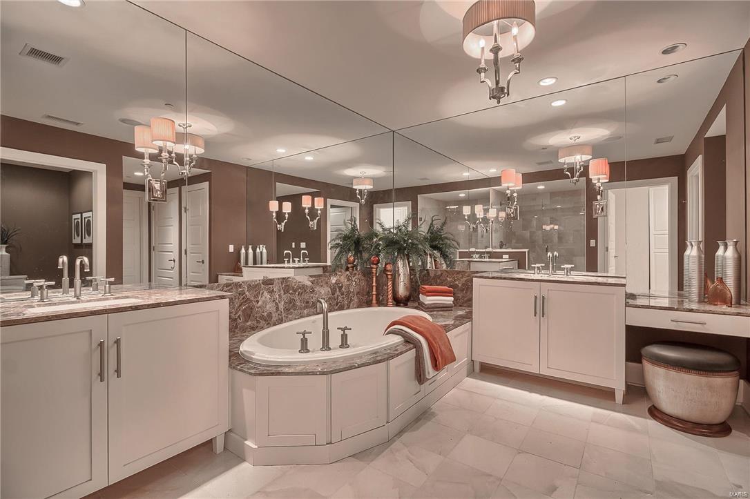 The Plaza in Clayton - Residential