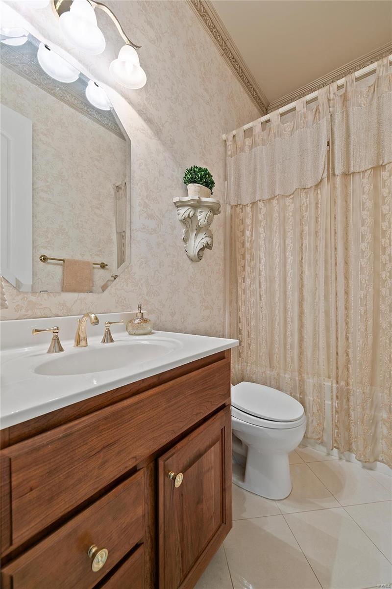 Summit Estate - Residential