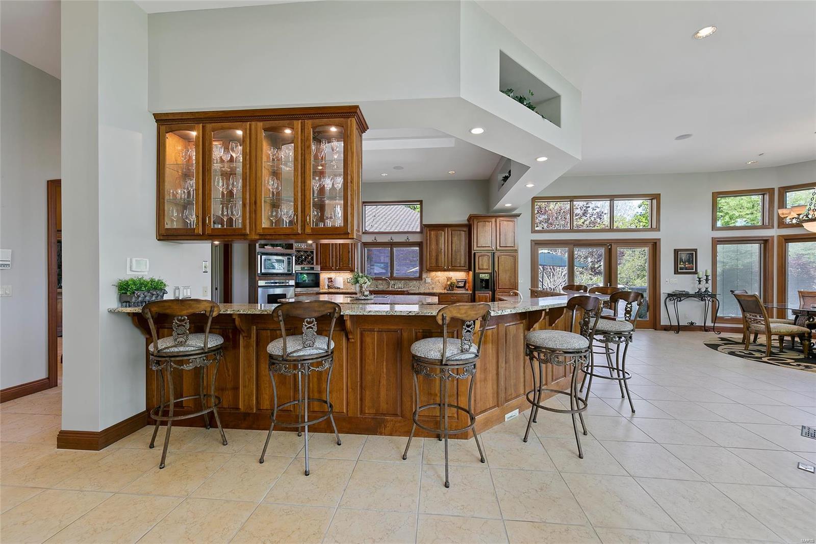 Summit Estate - Residential