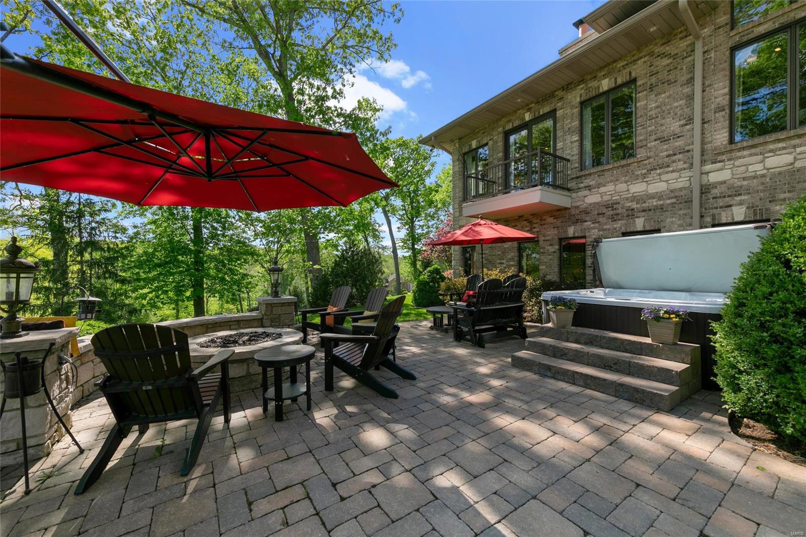 Summit Estate - Residential