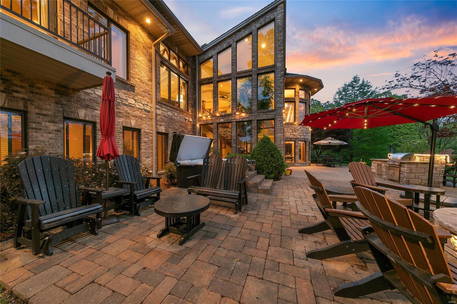 Summit Estate - Residential