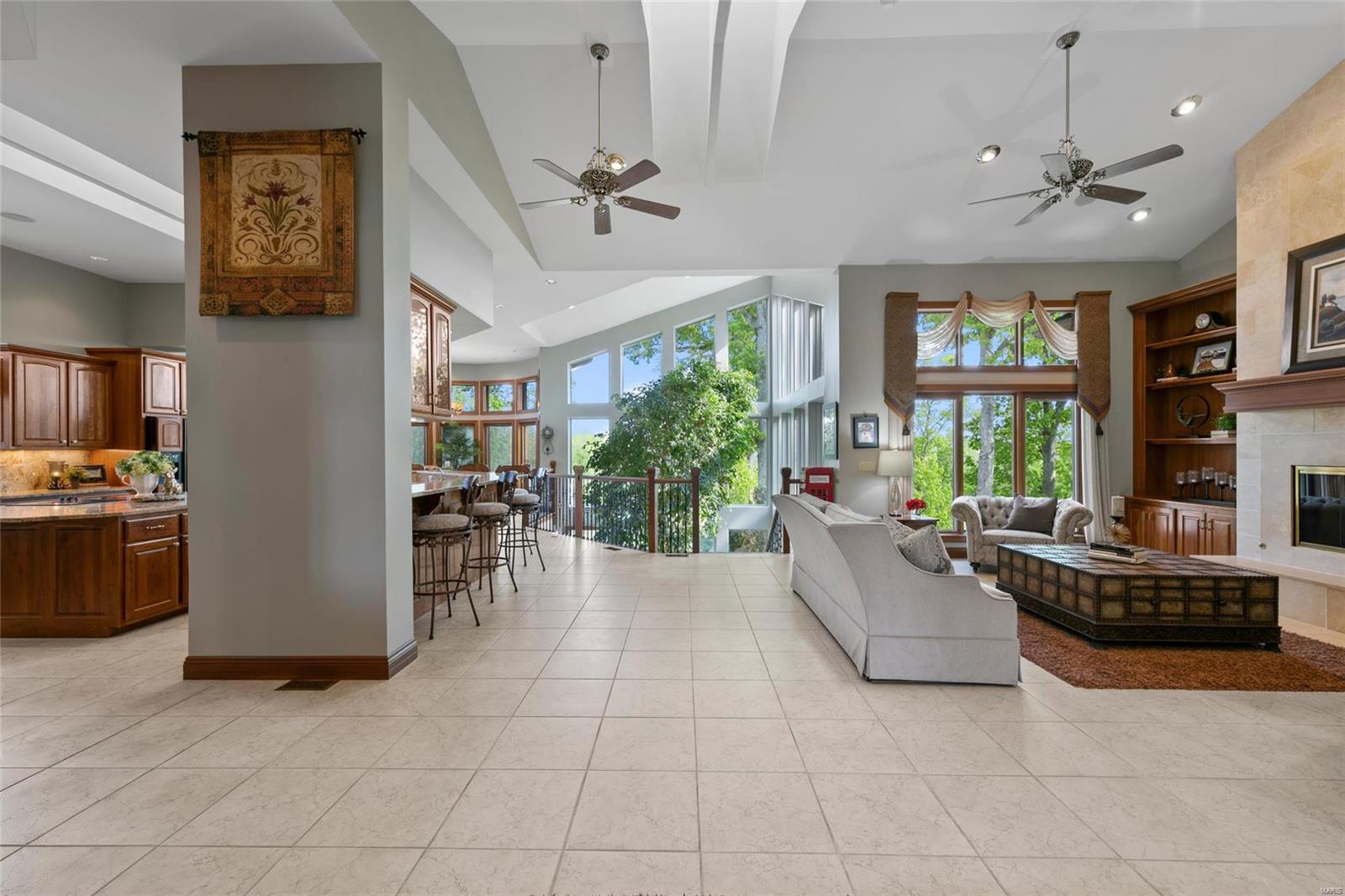 Summit Estate - Residential