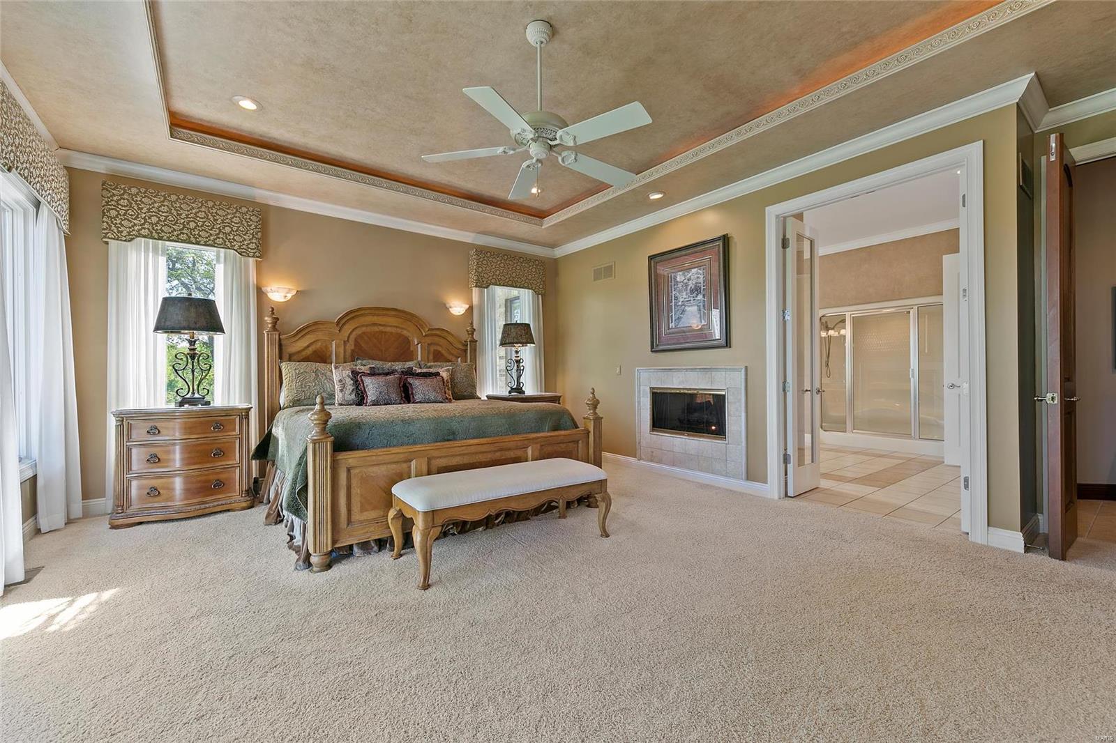 Summit Estate - Residential