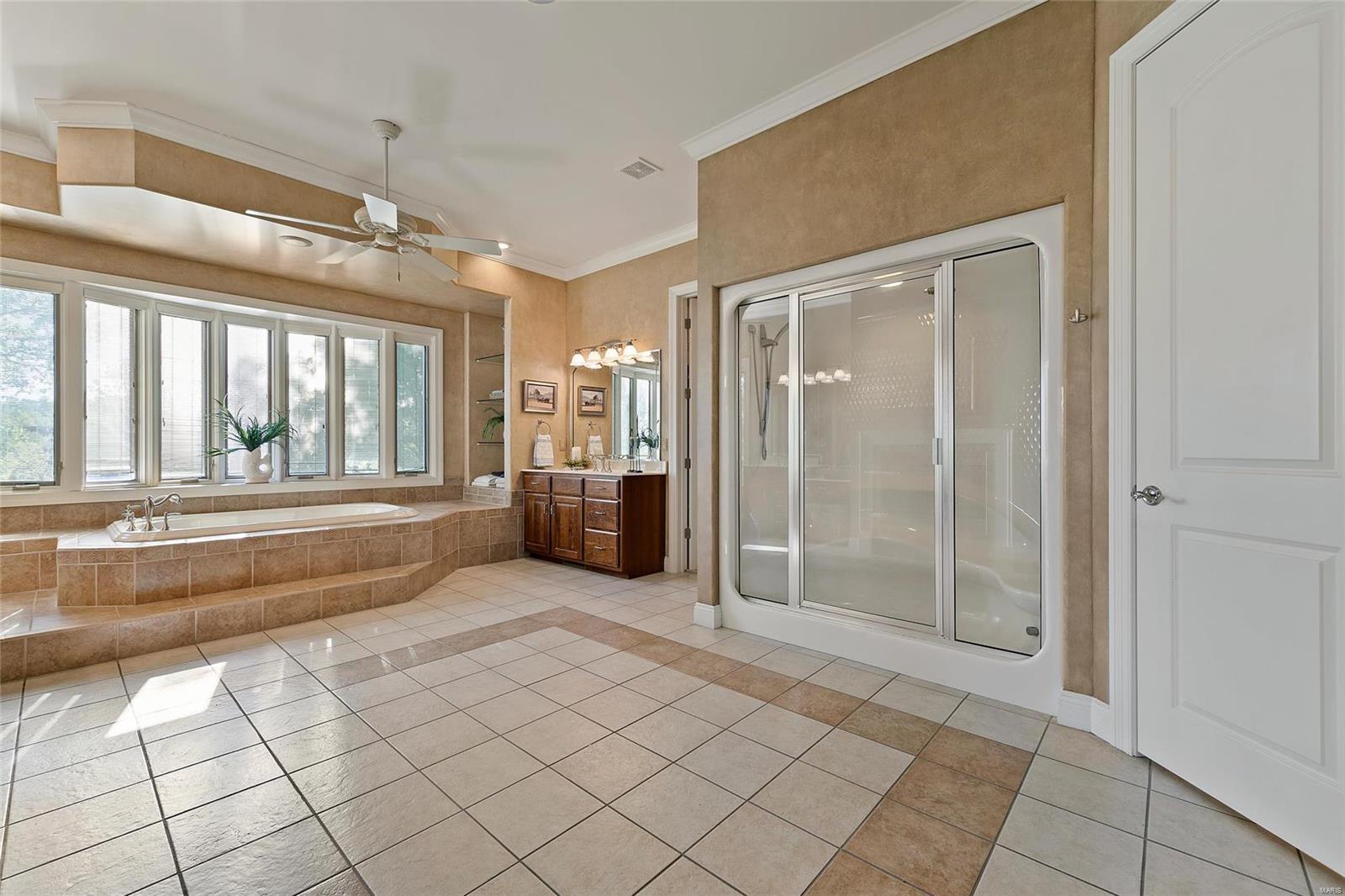 Summit Estate - Residential