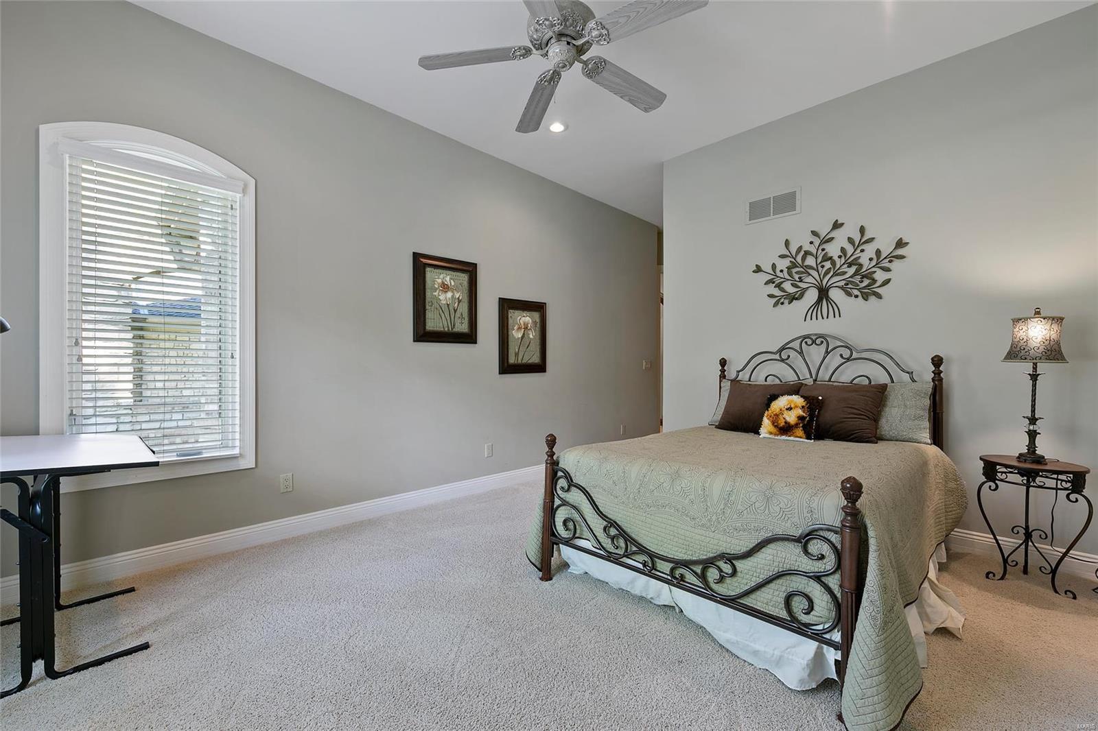 Summit Estate - Residential