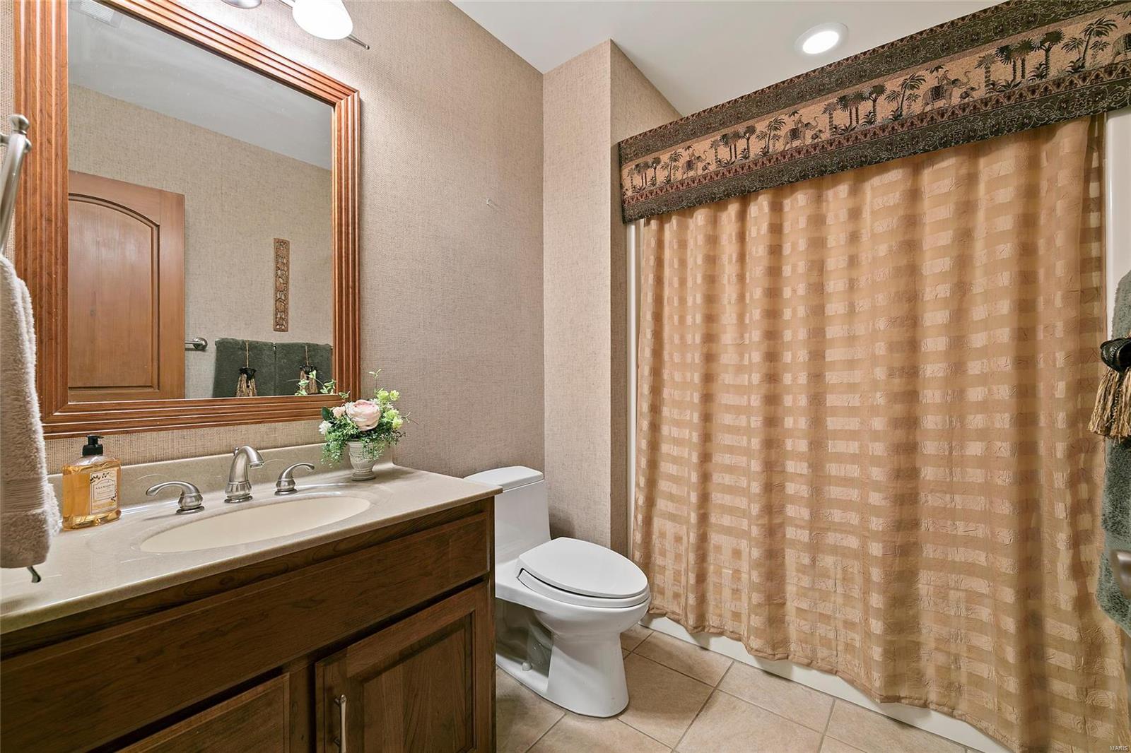 Summit Estate - Residential