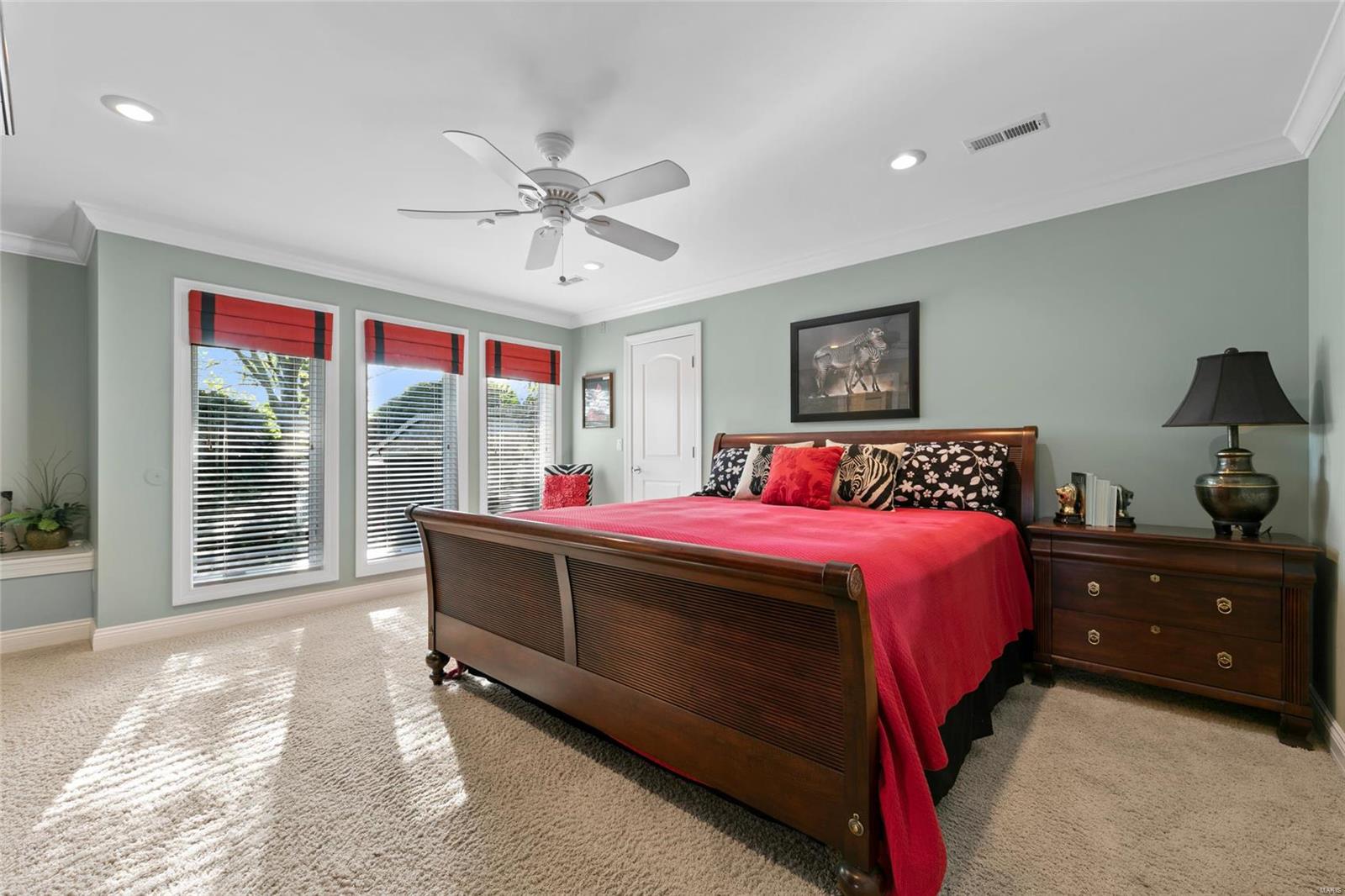 Summit Estate - Residential