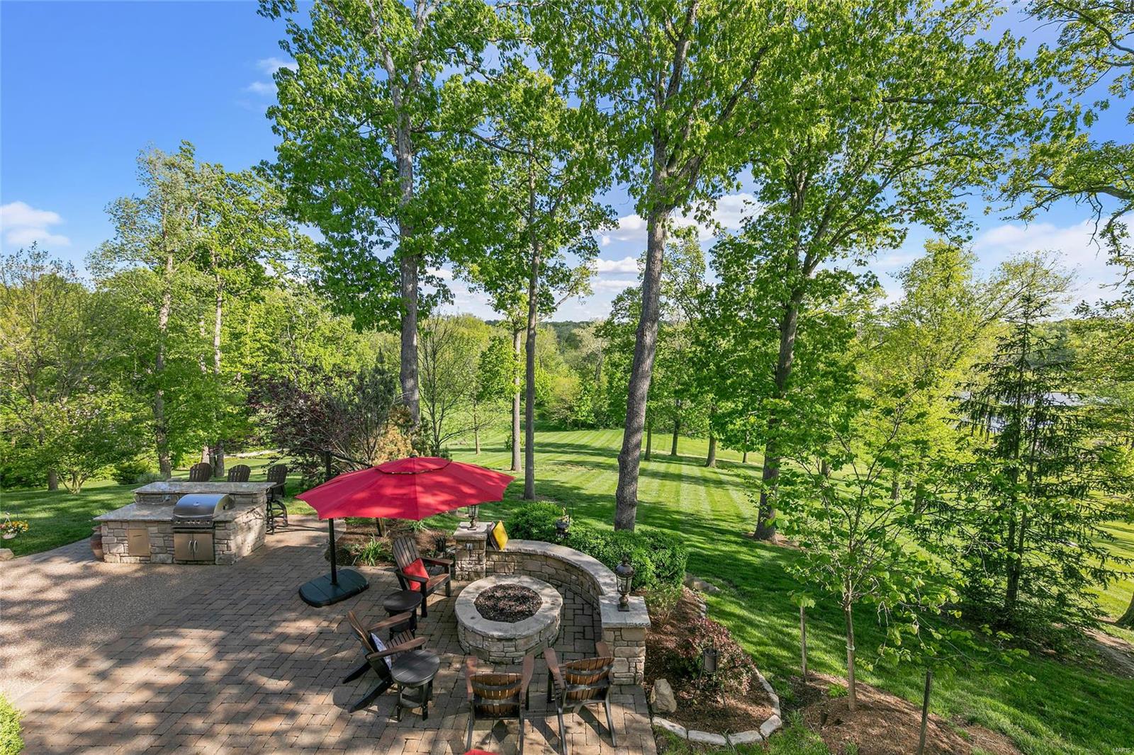 Summit Estate - Residential