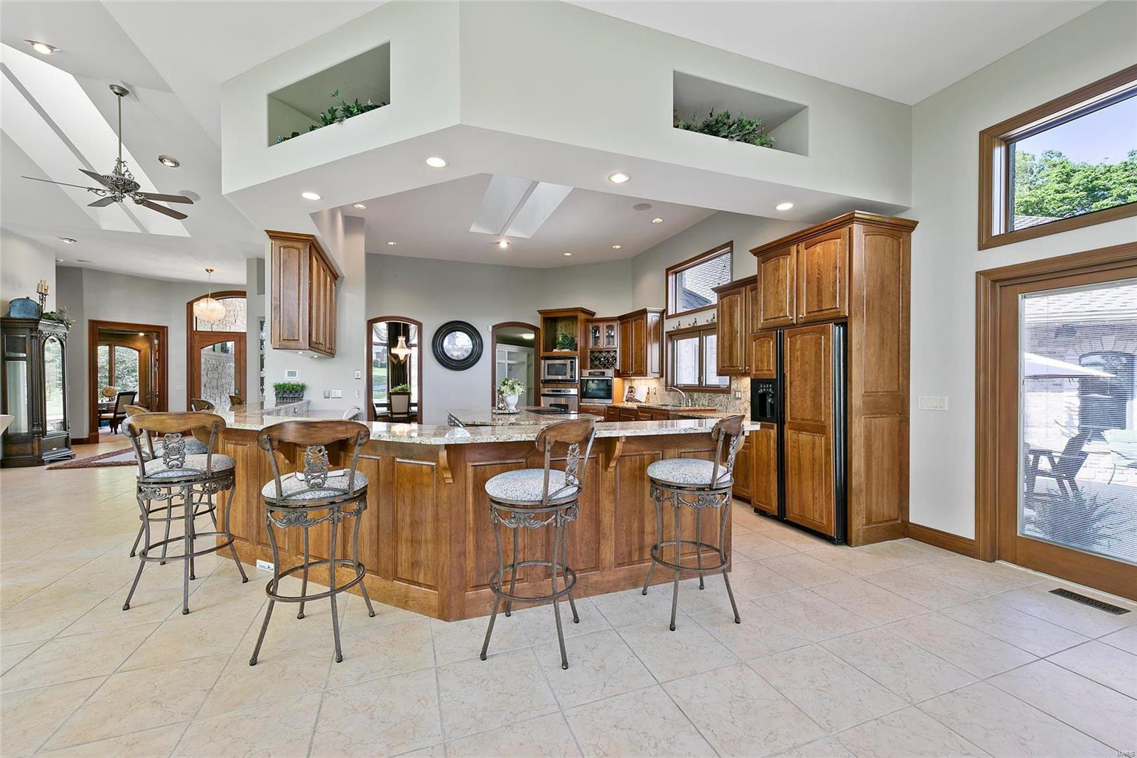 Summit Estate - Residential